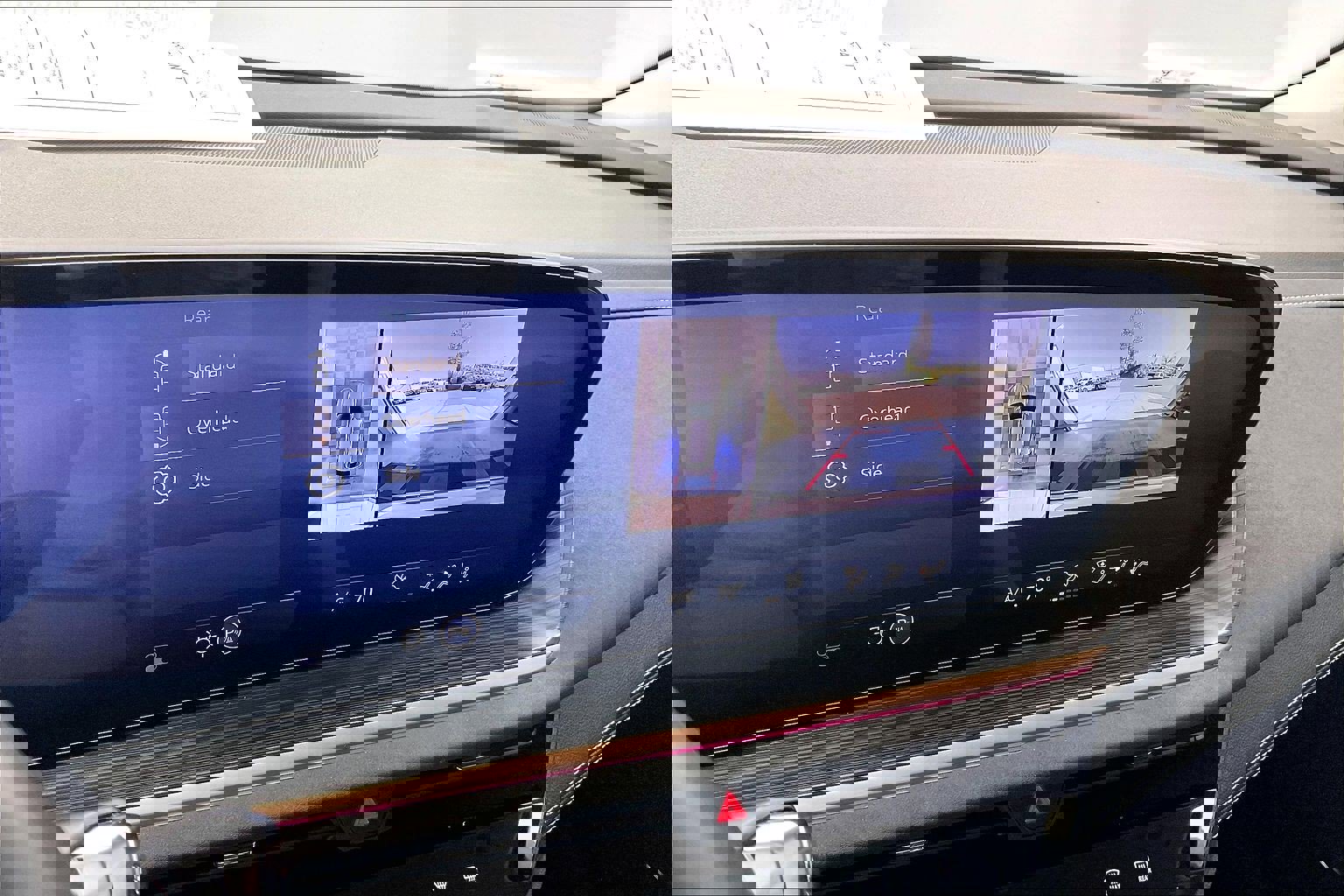 Used 2025 Buick Envision Sport Touring image 23