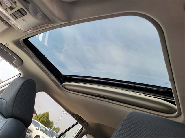 Used 2025 Toyota RAV4 XLE image 7