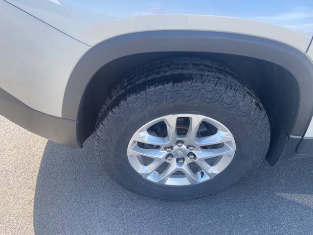Used 2020 Chevrolet Traverse LT image 29
