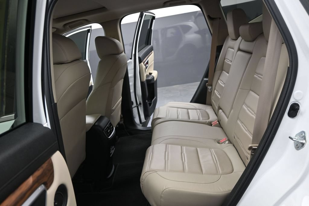 Used 2021 Honda CR-V Touring image 14