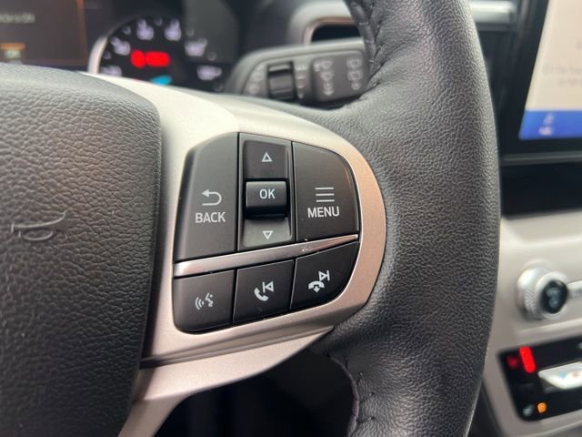 Certified 2024 Ford Explorer XLT w/ Equipment Group 202A image 9