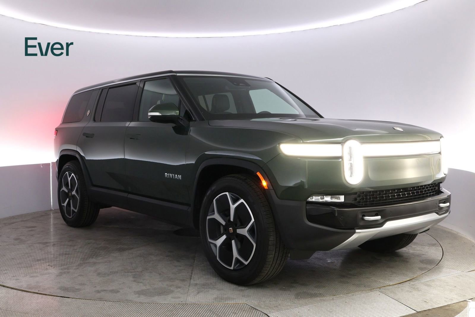 Used 2023 Rivian R1S Adventure AWD/4WD image 13