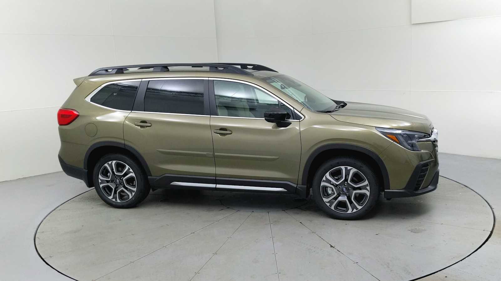 New 2025 Subaru Ascent Limited image 12