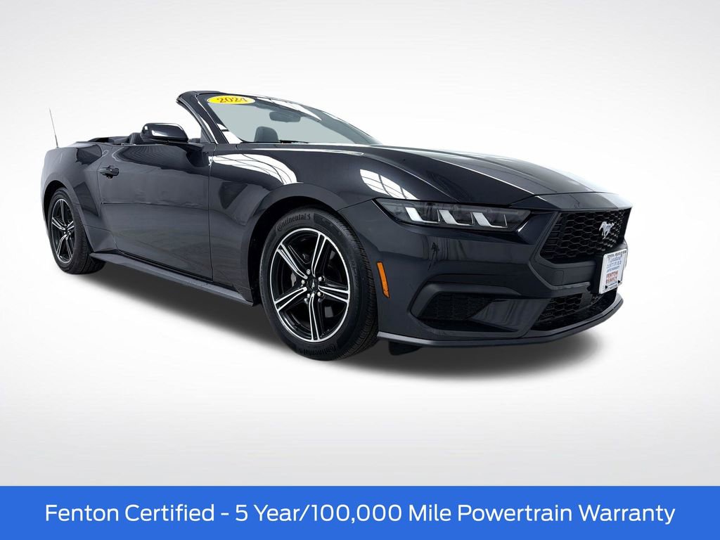 Used 2024 Ford Mustang Convertible image 1
