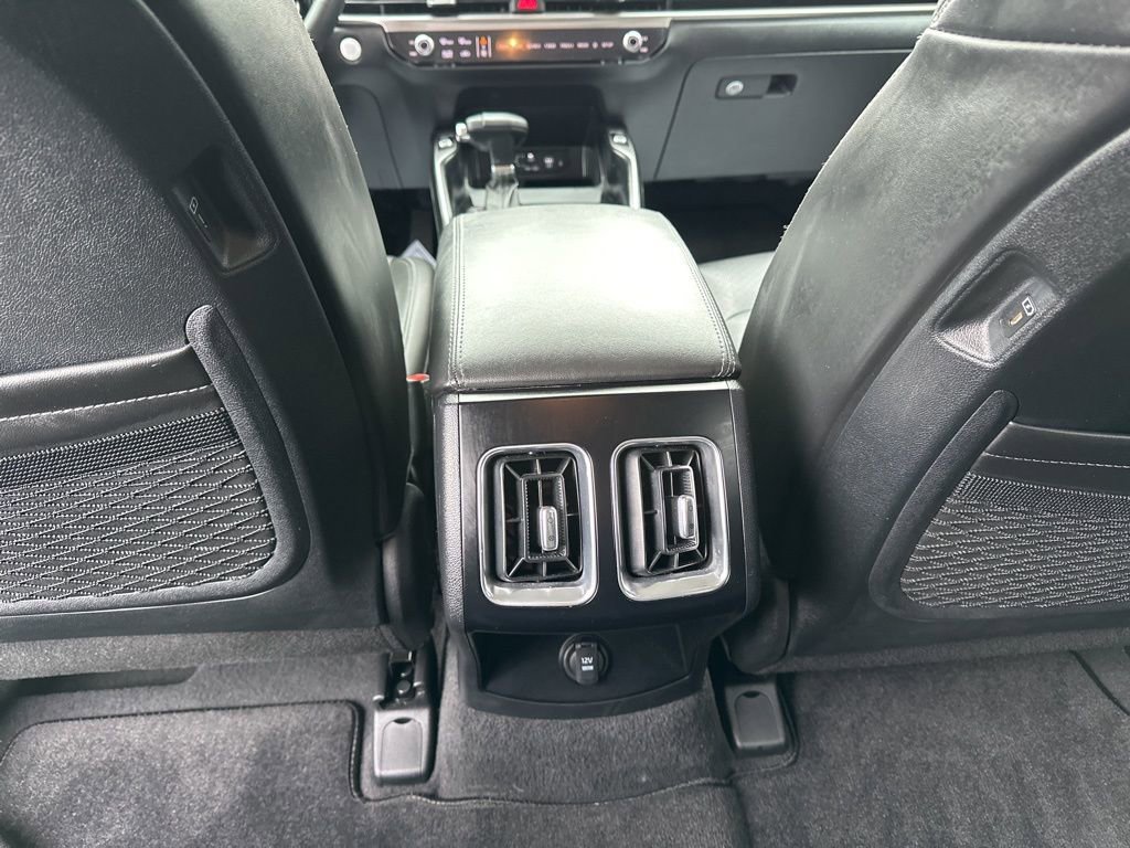 Used 2025 Kia Sorento S image 23