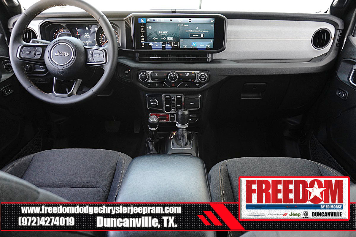 Used 2024 Jeep Gladiator Sport AWD/4WD image 11