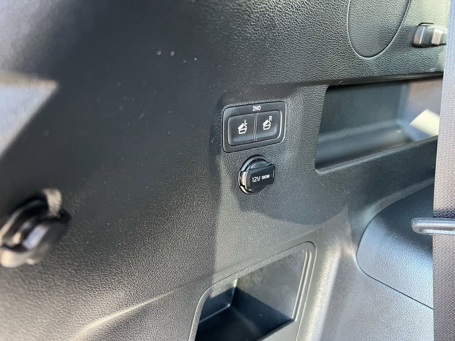 Used 2025 Kia Telluride S image 23