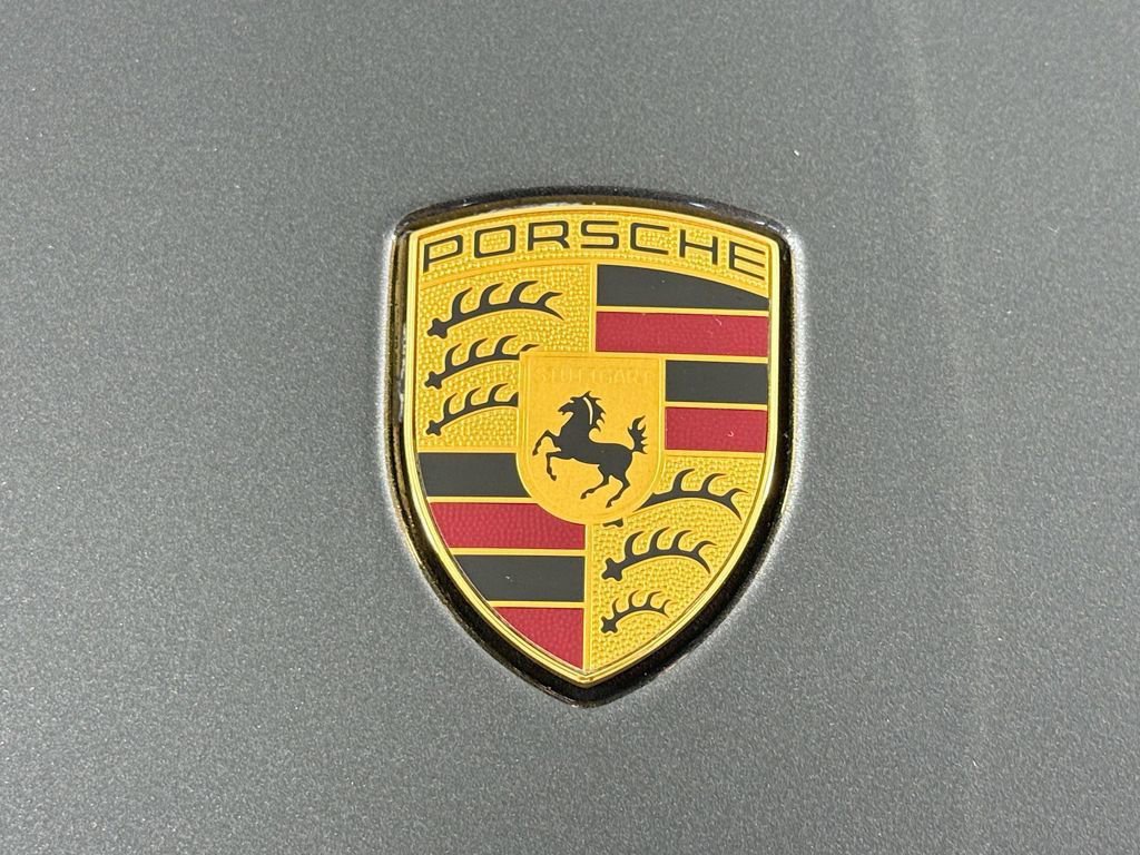 Certified 2025 Porsche Macan S AWD/4WD image 28