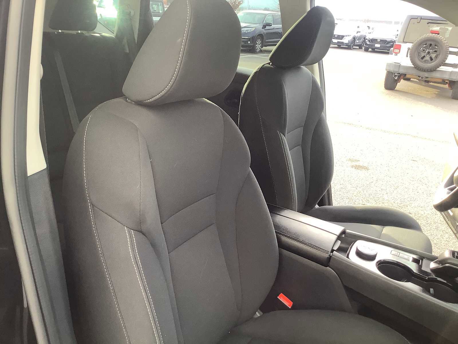 Used 2023 Nissan Rogue S image 14