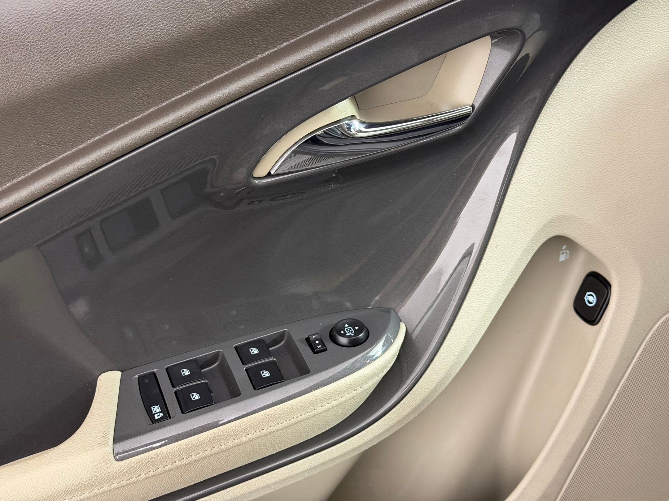 Used 2013 Chevrolet Volt image 23