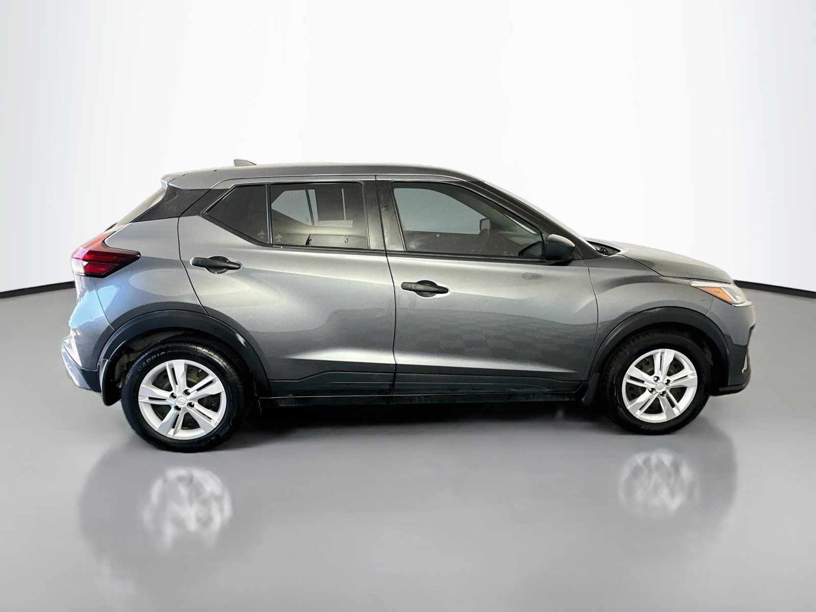 Certified 2022 Nissan Kicks S FWD image 8