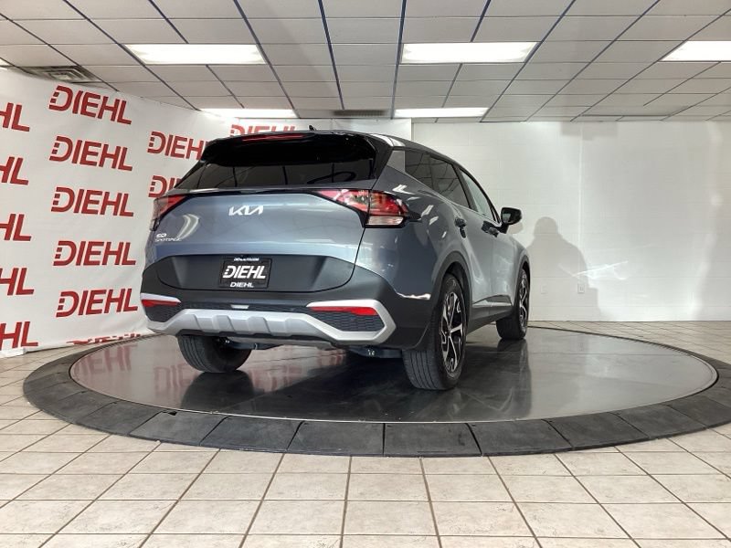 Used 2025 Kia Sportage EX FWD image 7
