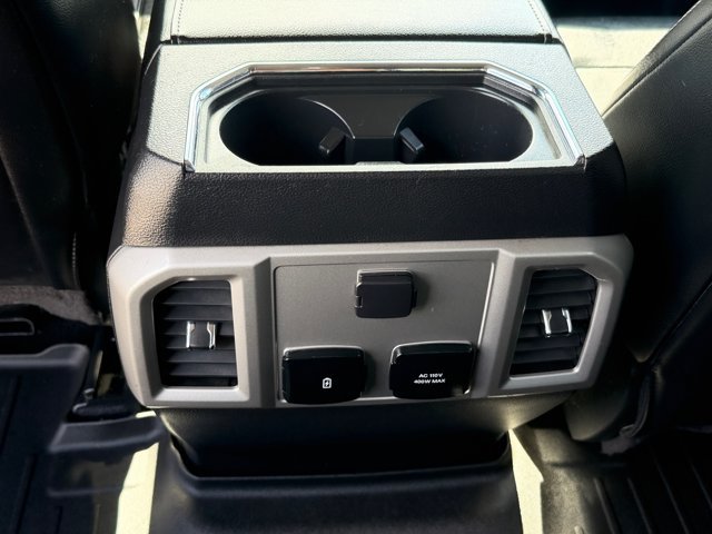 Used 2019 Ford F350 Lariat w/ Lariat Ultimate Package AWD/4WD image 25
