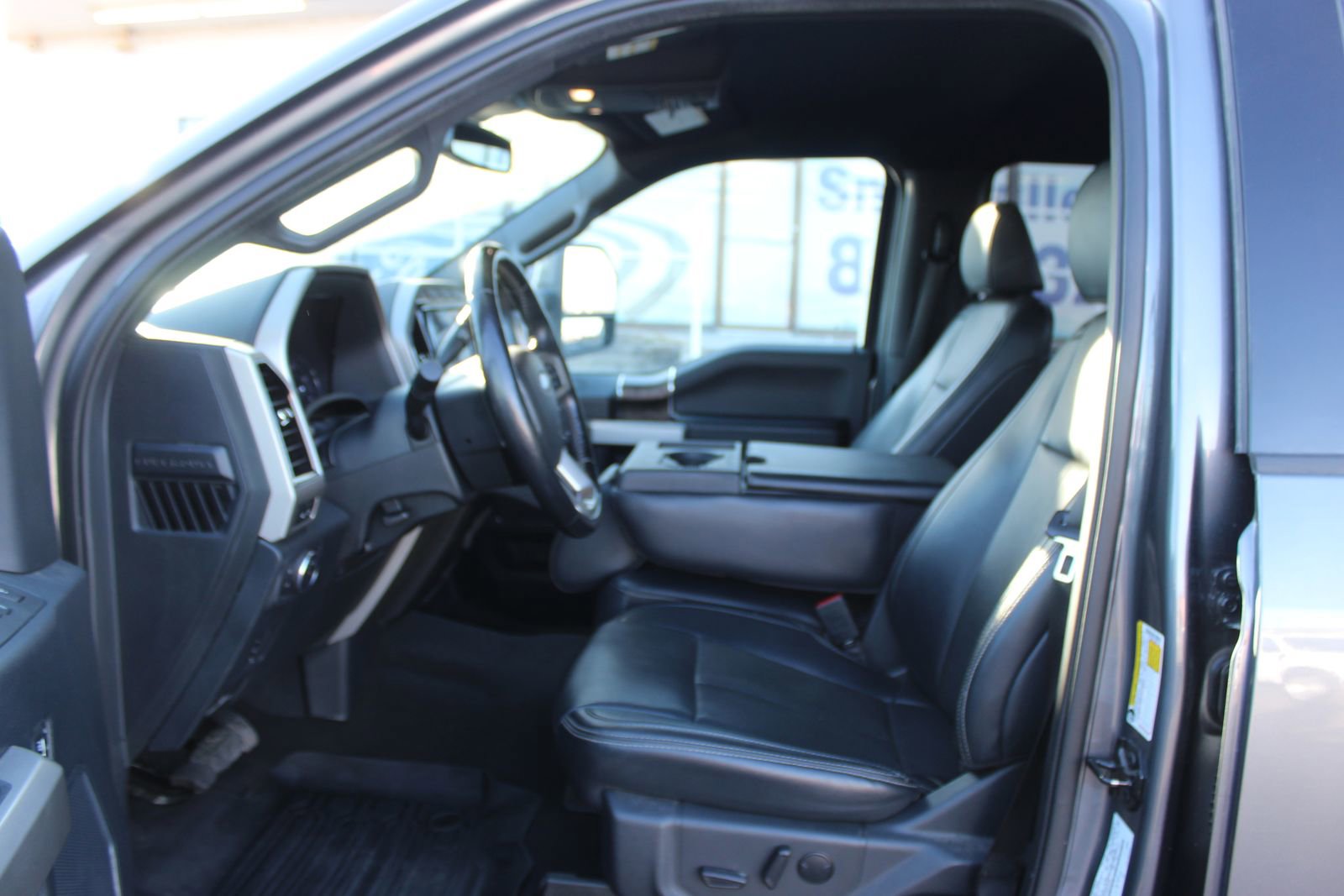 Used 2022 Ford F250 Lariat w/ Lariat Value Package image 24