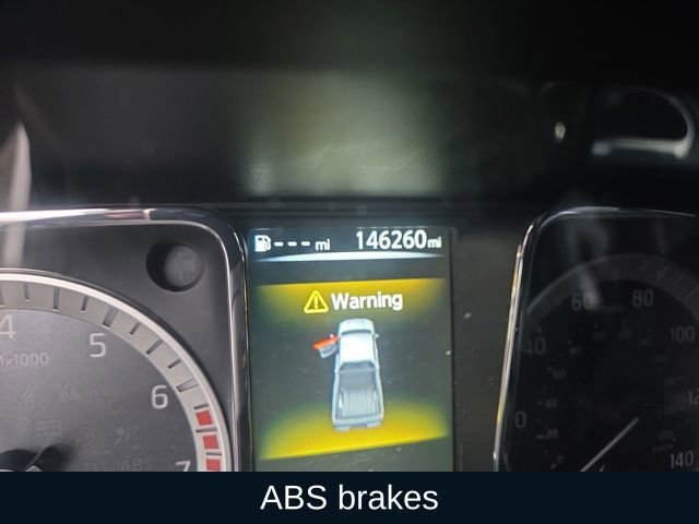 Used 2018 Nissan Titan SV w/ SV Convenience Package image 15