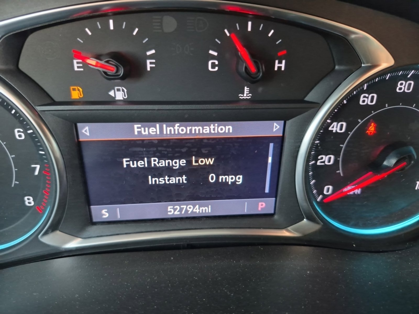 Used 2022 Chevrolet Traverse RS FWD image 12