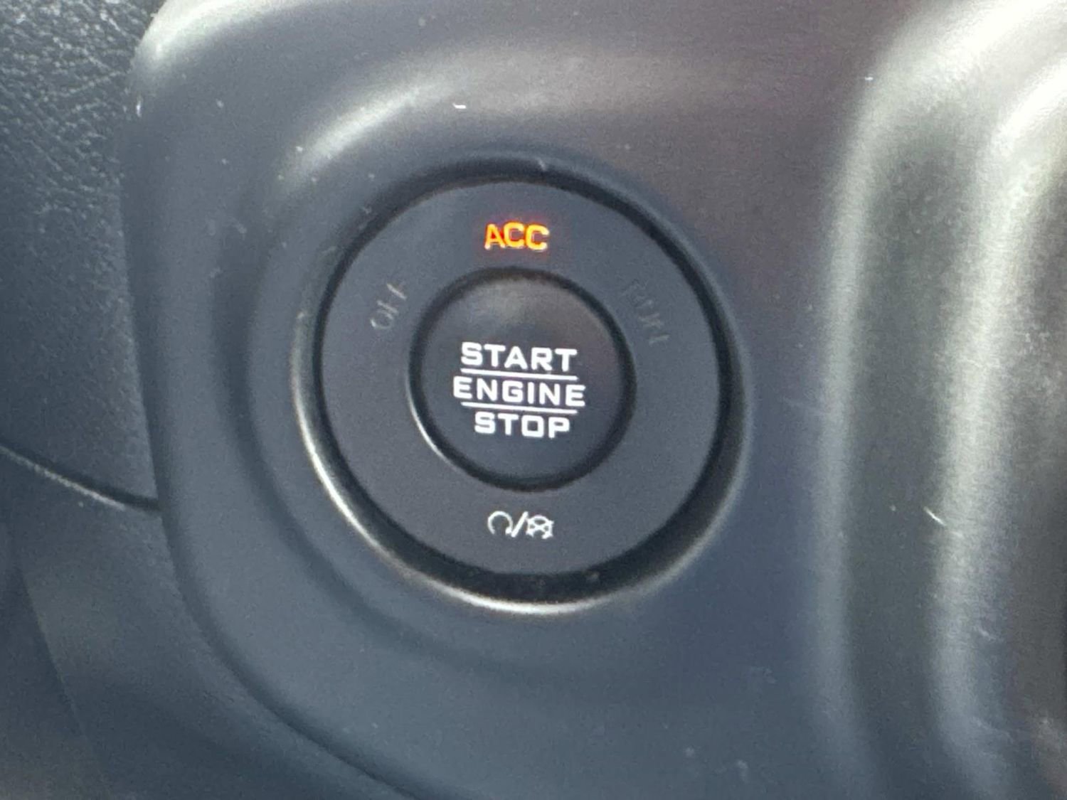 Used 2020 Jeep Wrangler Sport image 29