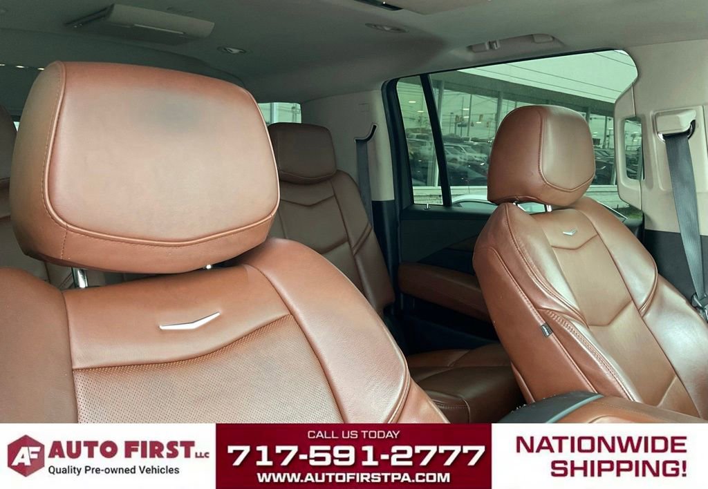 Used 2019 Cadillac Escalade ESV Premium Luxury w/ LPO, Radiant Package AWD/4WD image 24