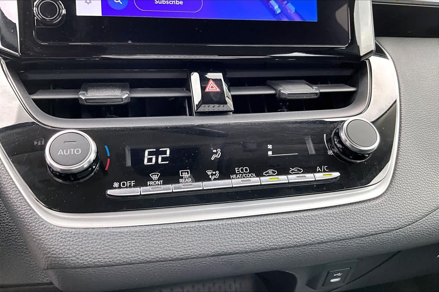 Used 2023 Toyota Corolla LE FWD image 34
