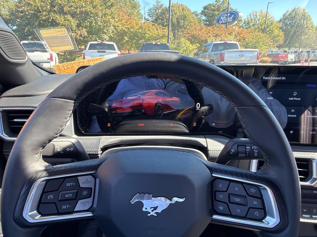 Used 2024 Ford Mustang GT Premium RWD image 4