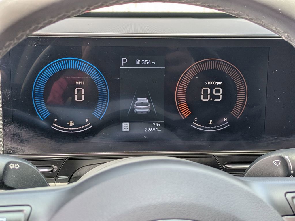 Used 2025 Hyundai Kona SEL FWD image 22