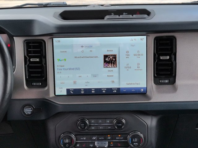 Used 2024 Ford Bronco Outer Banks AWD/4WD image 17