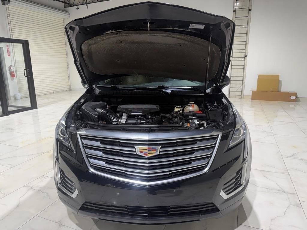 Used 2018 Cadillac XT5 Luxury w/ Driver Awareness Package image 35