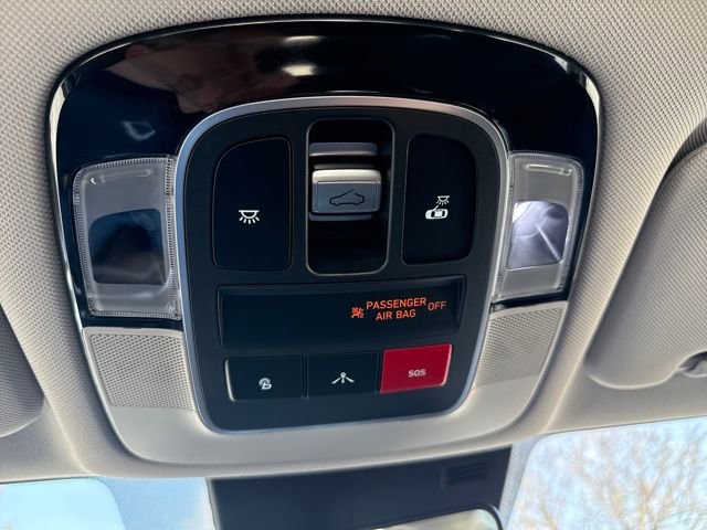 Used 2023 Hyundai Sonata Limited image 39