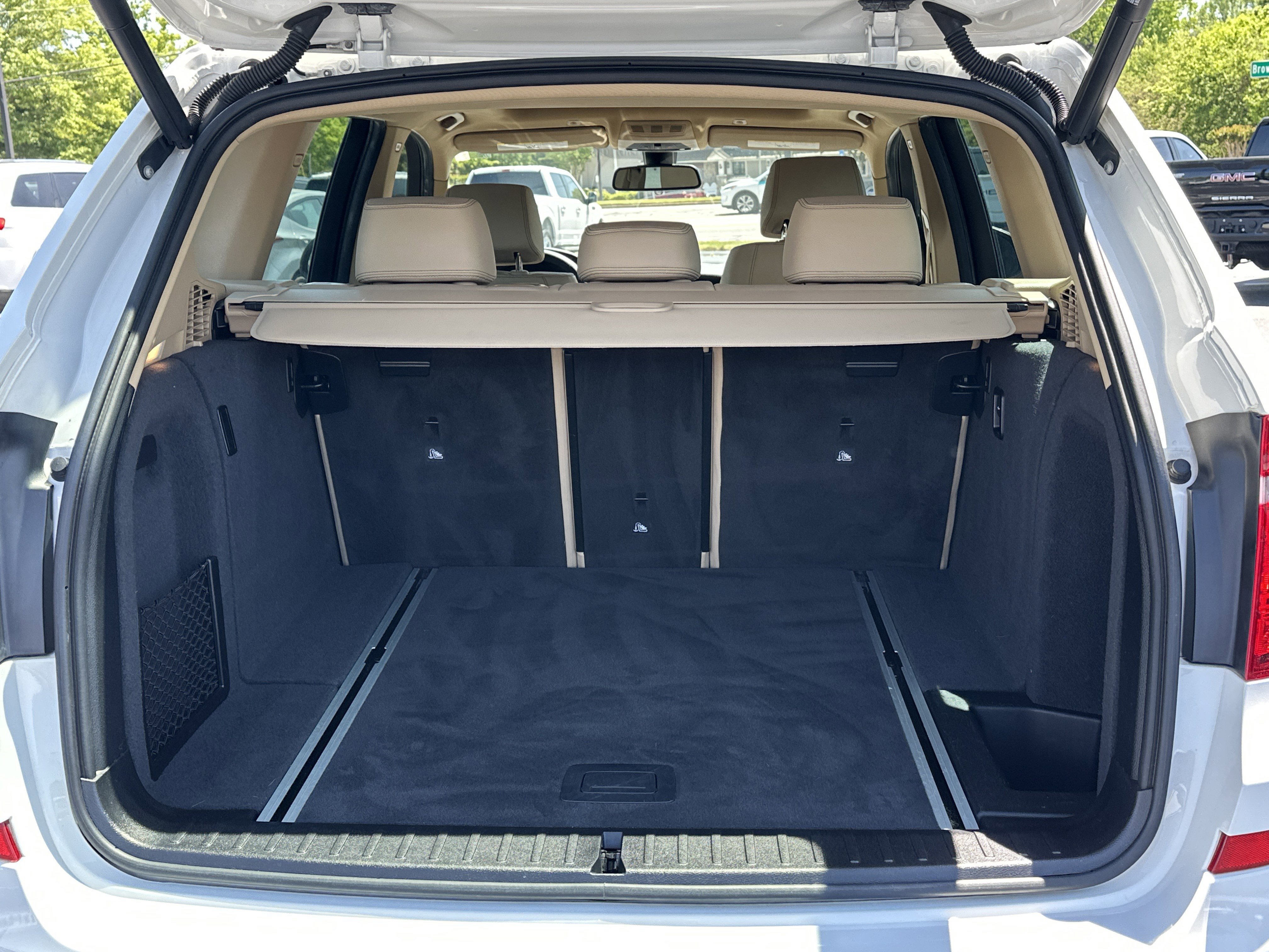 Used 2017 BMW X3 xDrive28i image 14