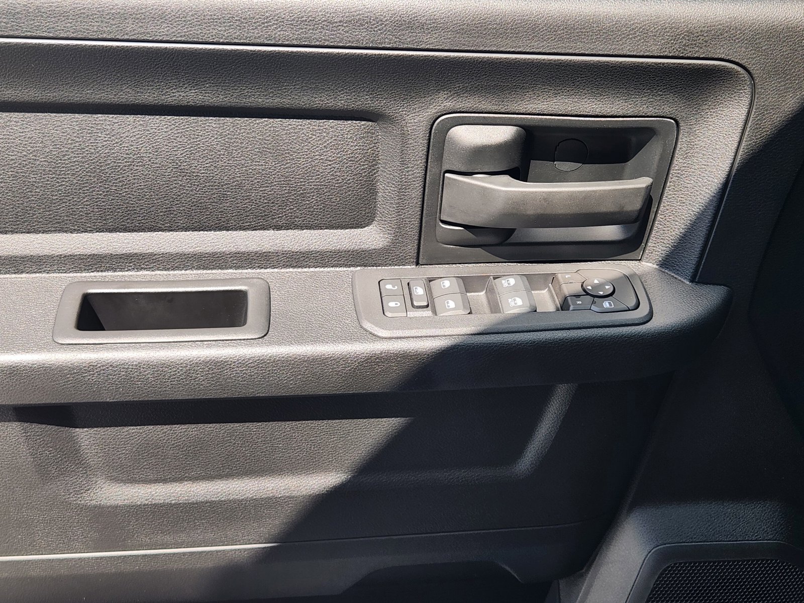 New 2026 RAM 5500 Tradesman w/ Chrome Appearance Group AWD/4WD image 21