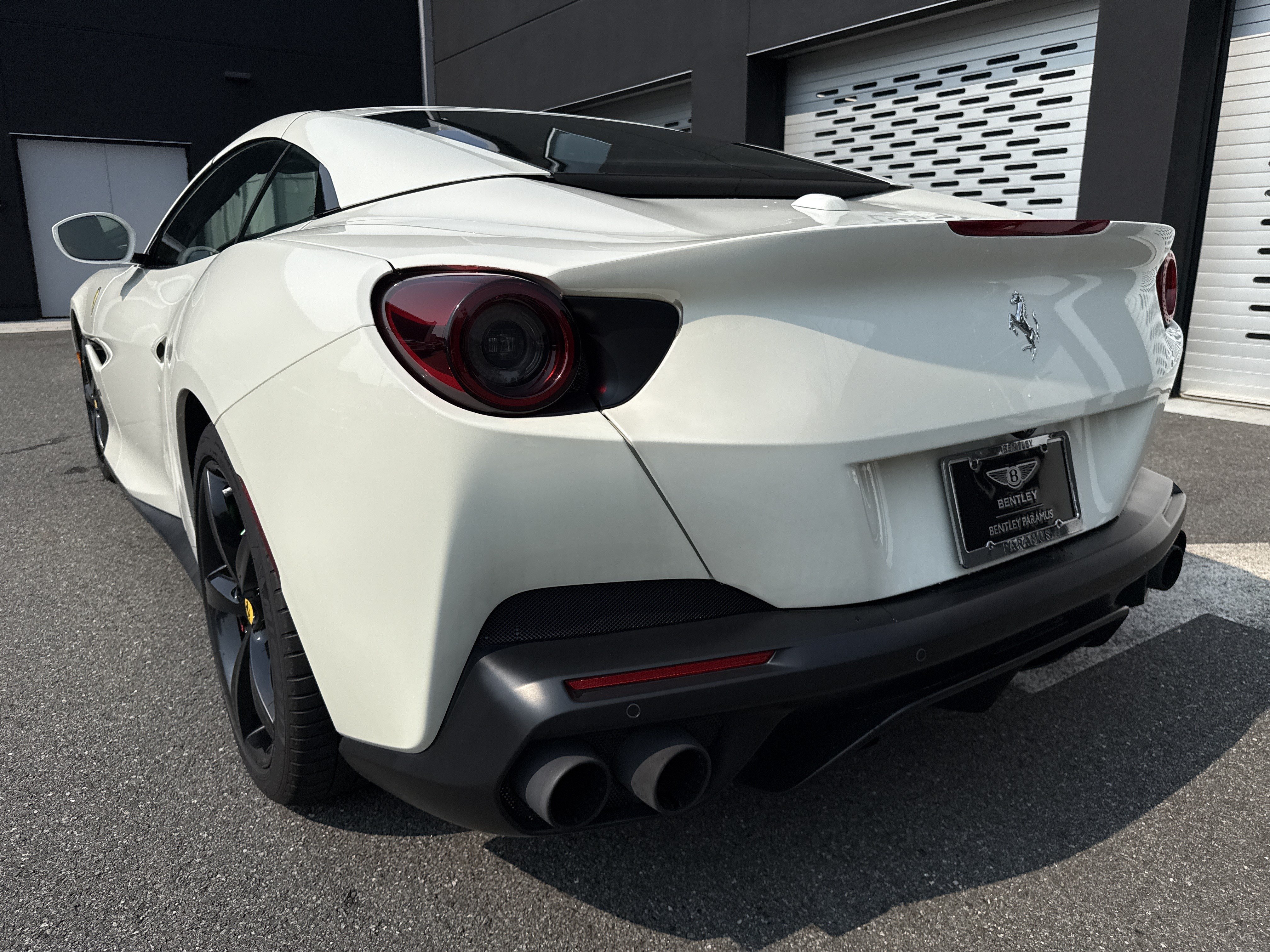 Used 2019 Ferrari Portofino RWD image 26