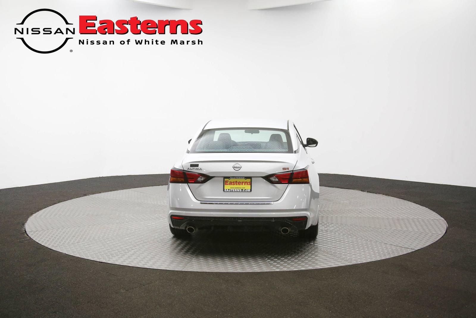 Used 2023 Nissan Altima 2.5 SR FWD image 32