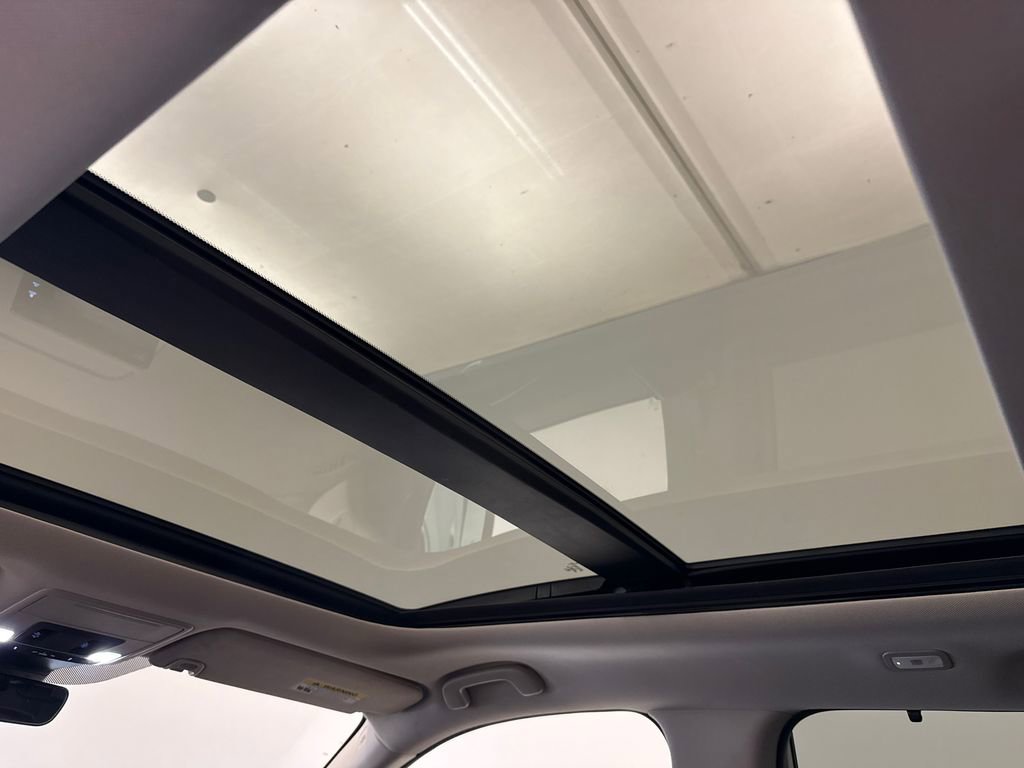 Certified 2025 Honda Pilot Elite image 14