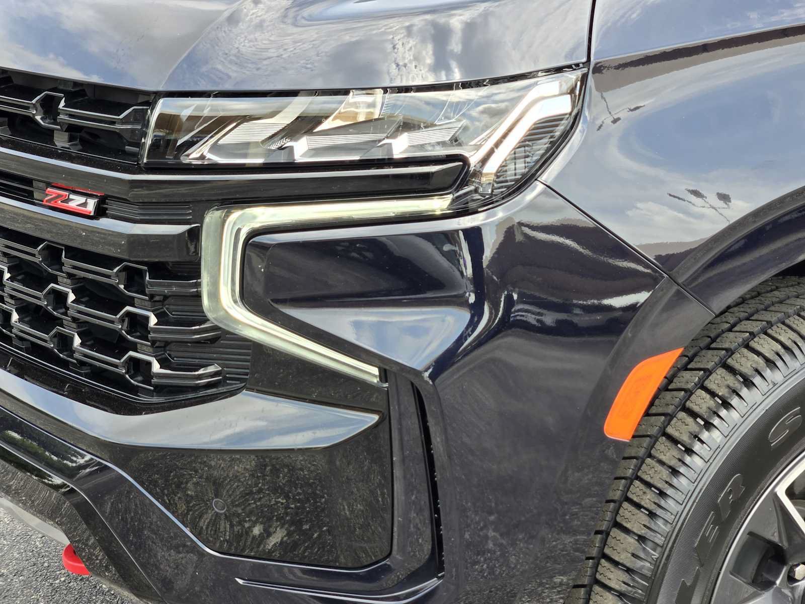 Certified 2023 Chevrolet Tahoe Z71 w/ Luxury Package AWD/4WD image 9