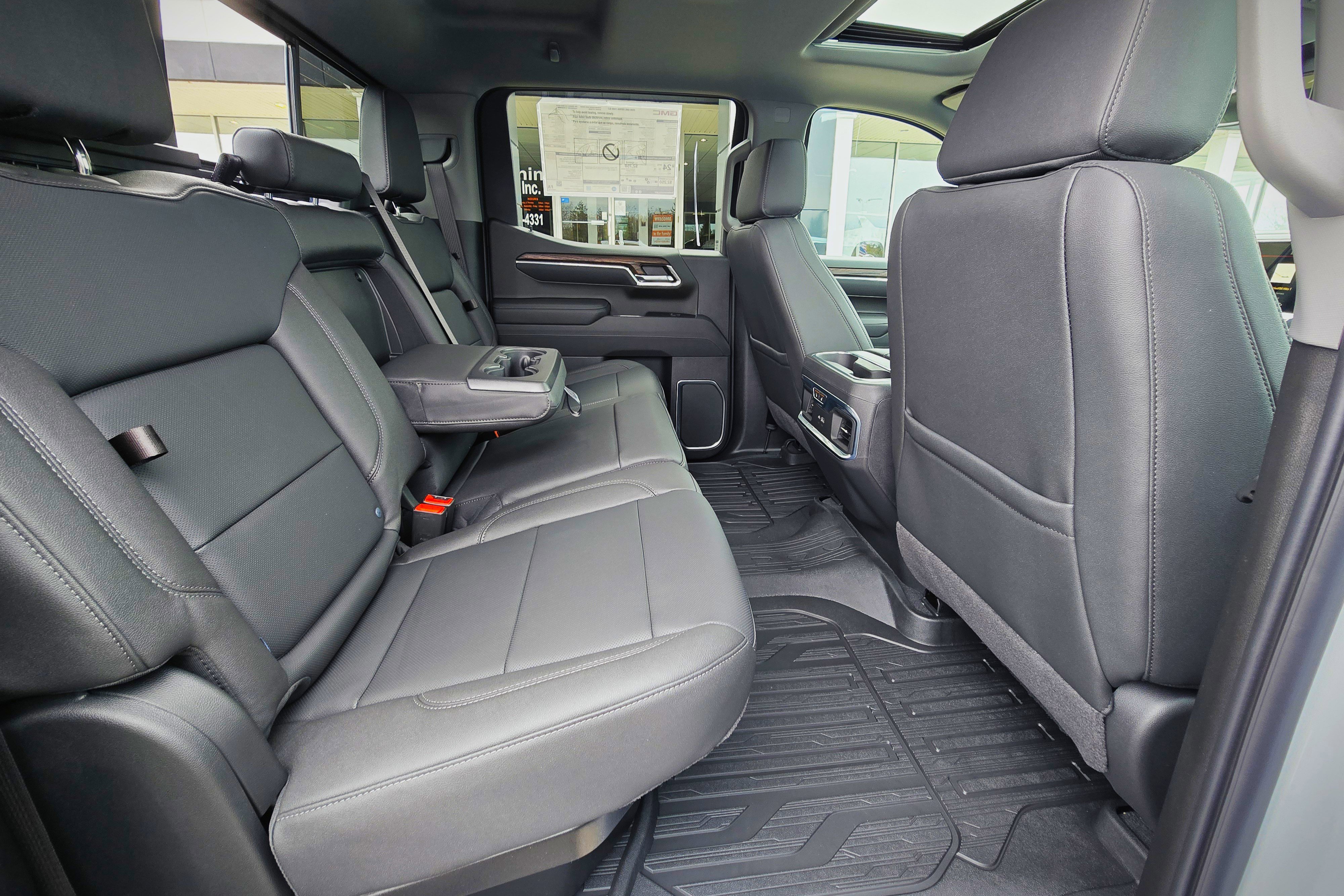 New 2026 GMC Sierra 1500 SLT w/ SLT Premium Plus Package image 18