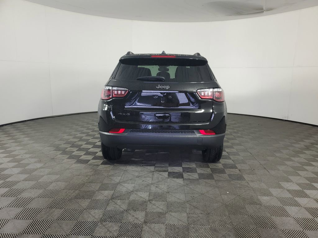 New 2026 Jeep Compass Latitude image 5