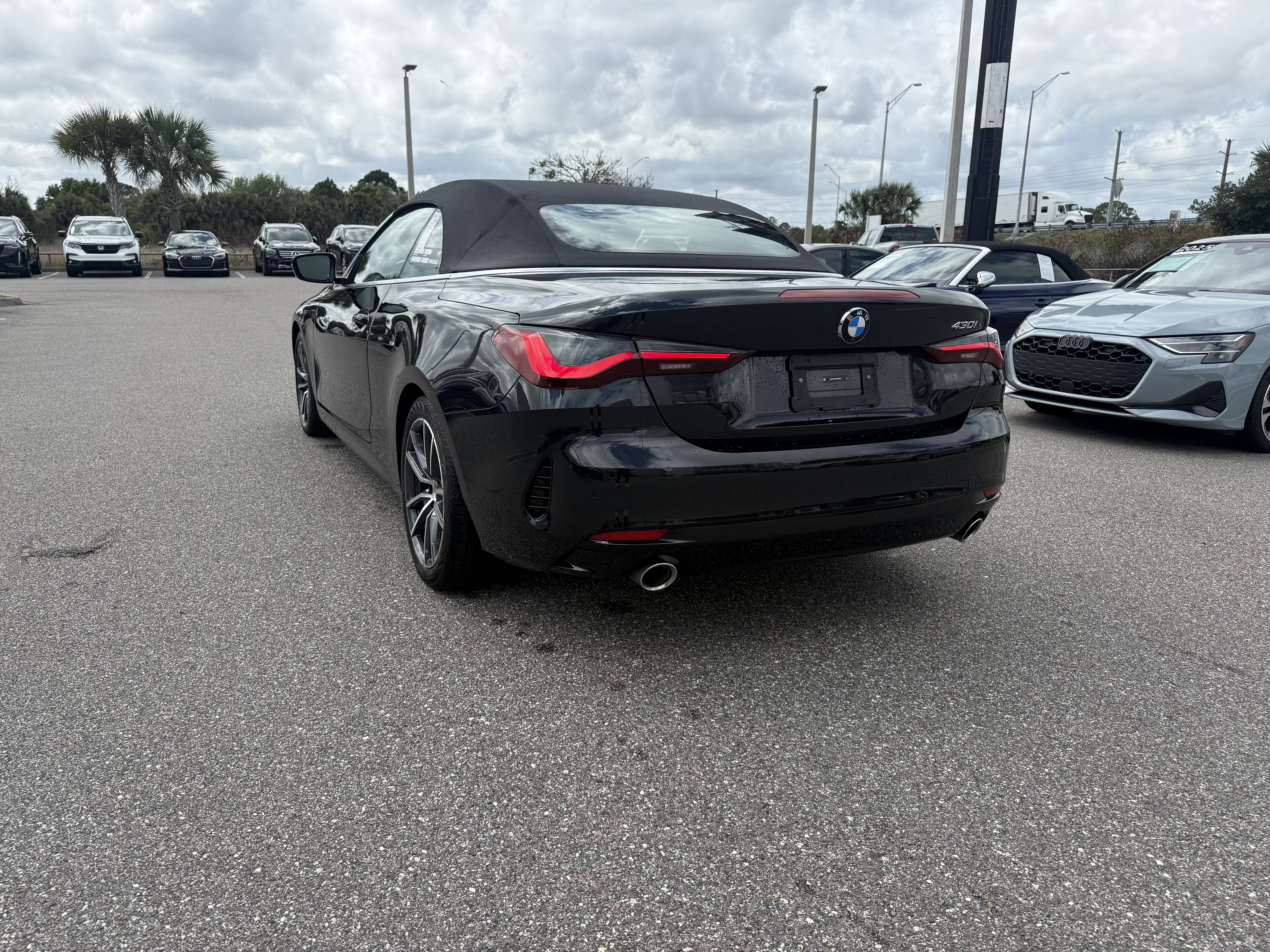 Used 2025 BMW 430i Convertible image 7