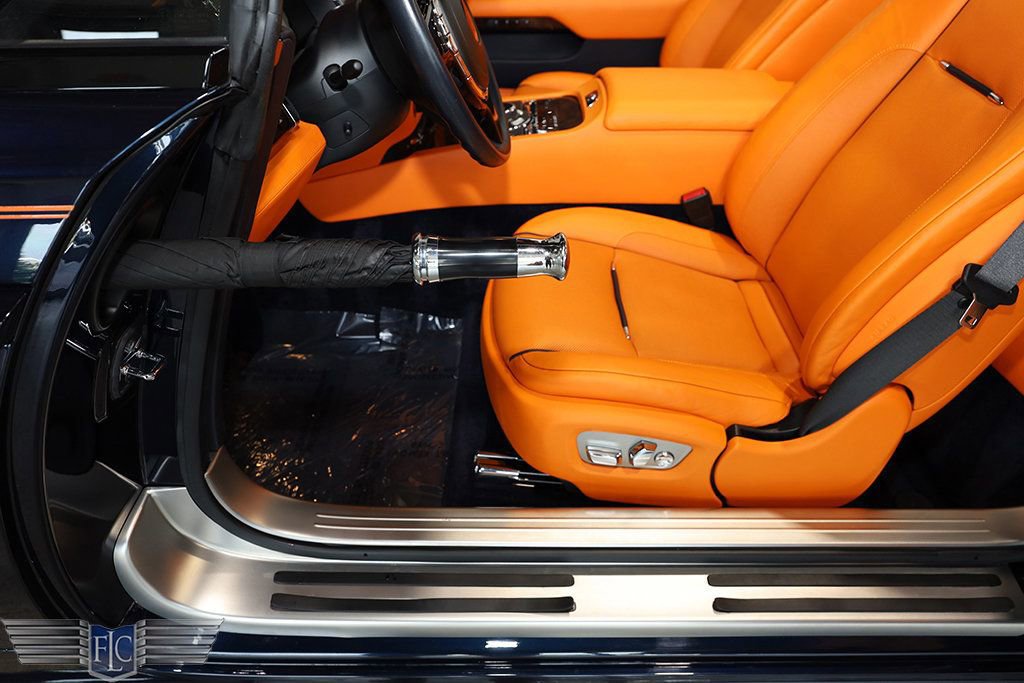 Used 2017 Rolls-Royce Dawn image 18