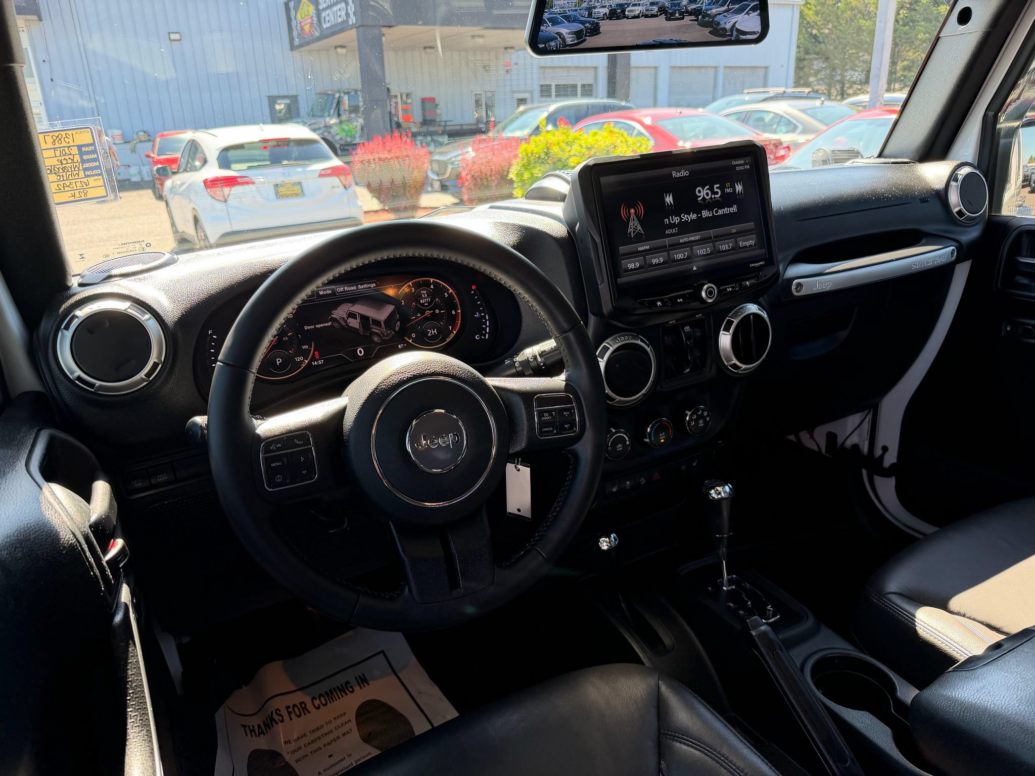 Used 2017 Jeep Wrangler Unlimited Rubicon w/ Connectivity Group AWD/4WD image 7