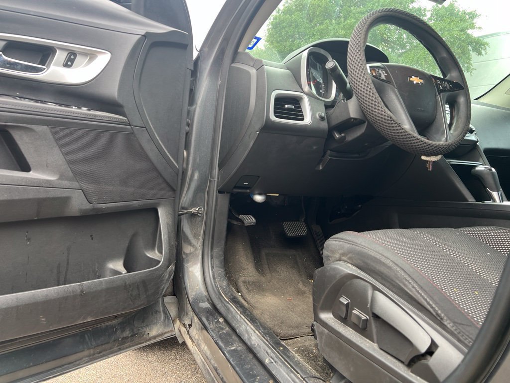 Used 2017 Chevrolet Equinox LS FWD image 5