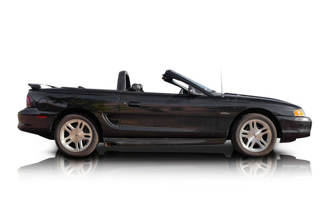 Used 1998 Ford Mustang GT RWD image 2
