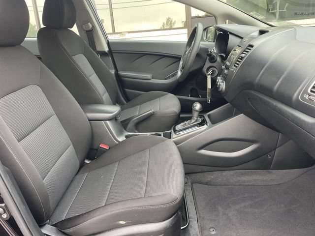 Used 2018 Kia Forte LX FWD image 9