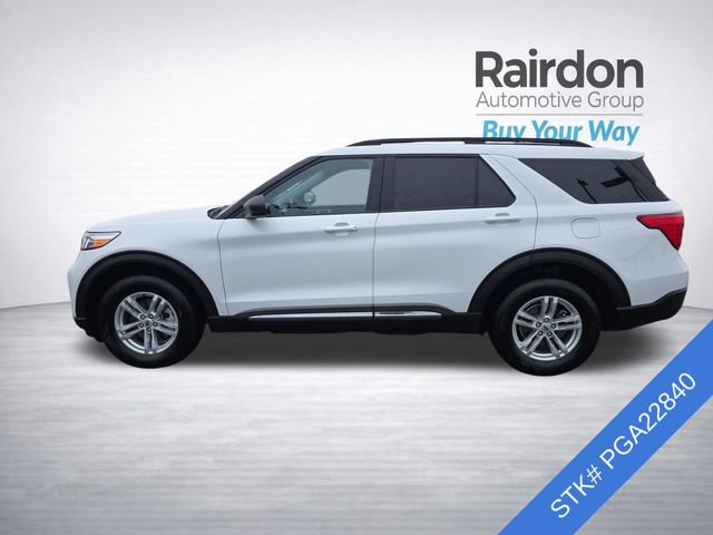 Used 2023 Ford Explorer XLT w/ Equipment Group 202A image 4