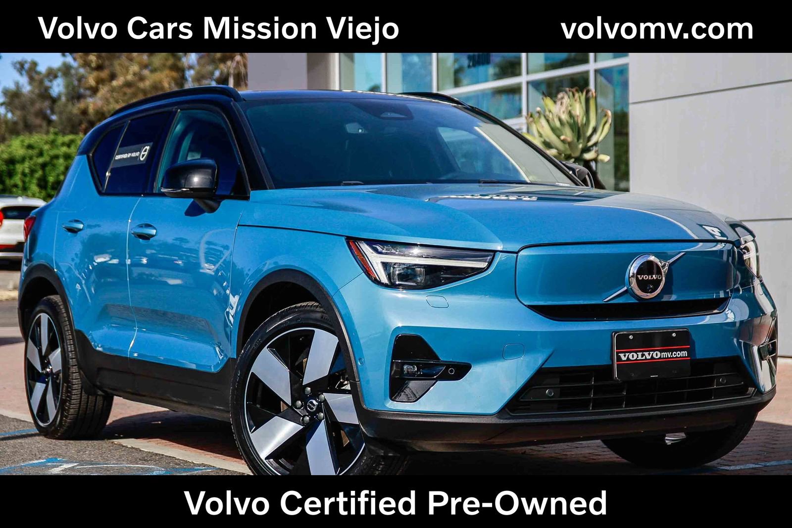 Used 2023 Volvo XC40 Recharge Ultimate w/ Protection Package Premier AWD/4WD image 1