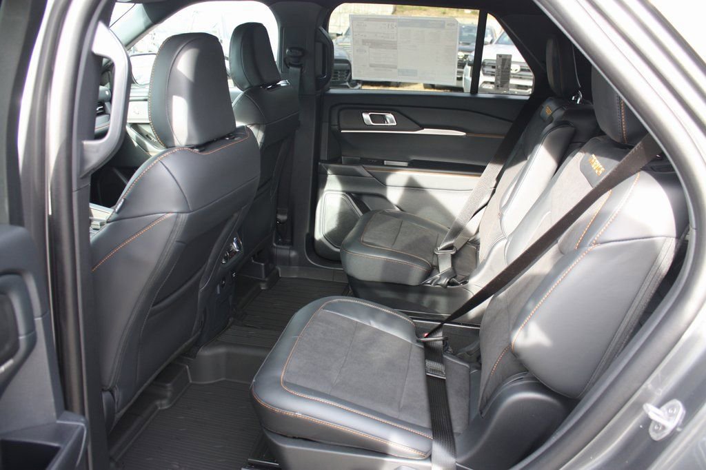 New 2026 Ford Explorer Tremor w/ Tremor Convenience Package image 18