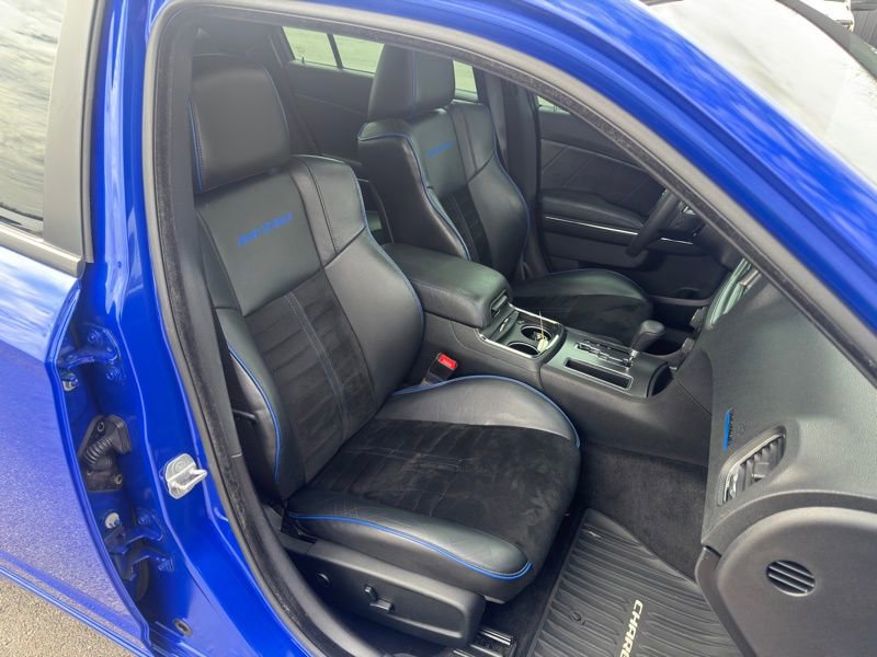 Used 2013 Dodge Charger R/T image 31