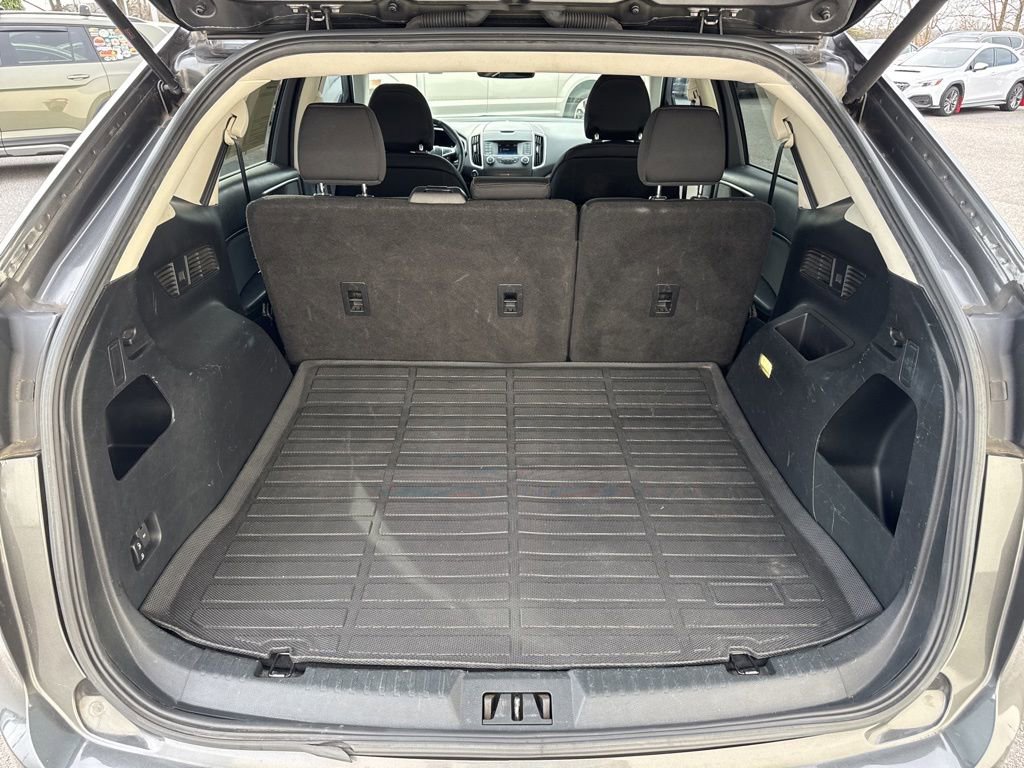 Used 2015 Ford Edge SEL image 11