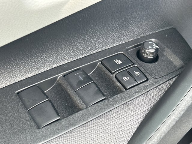 Used 2026 Toyota Corolla LE FWD image 17