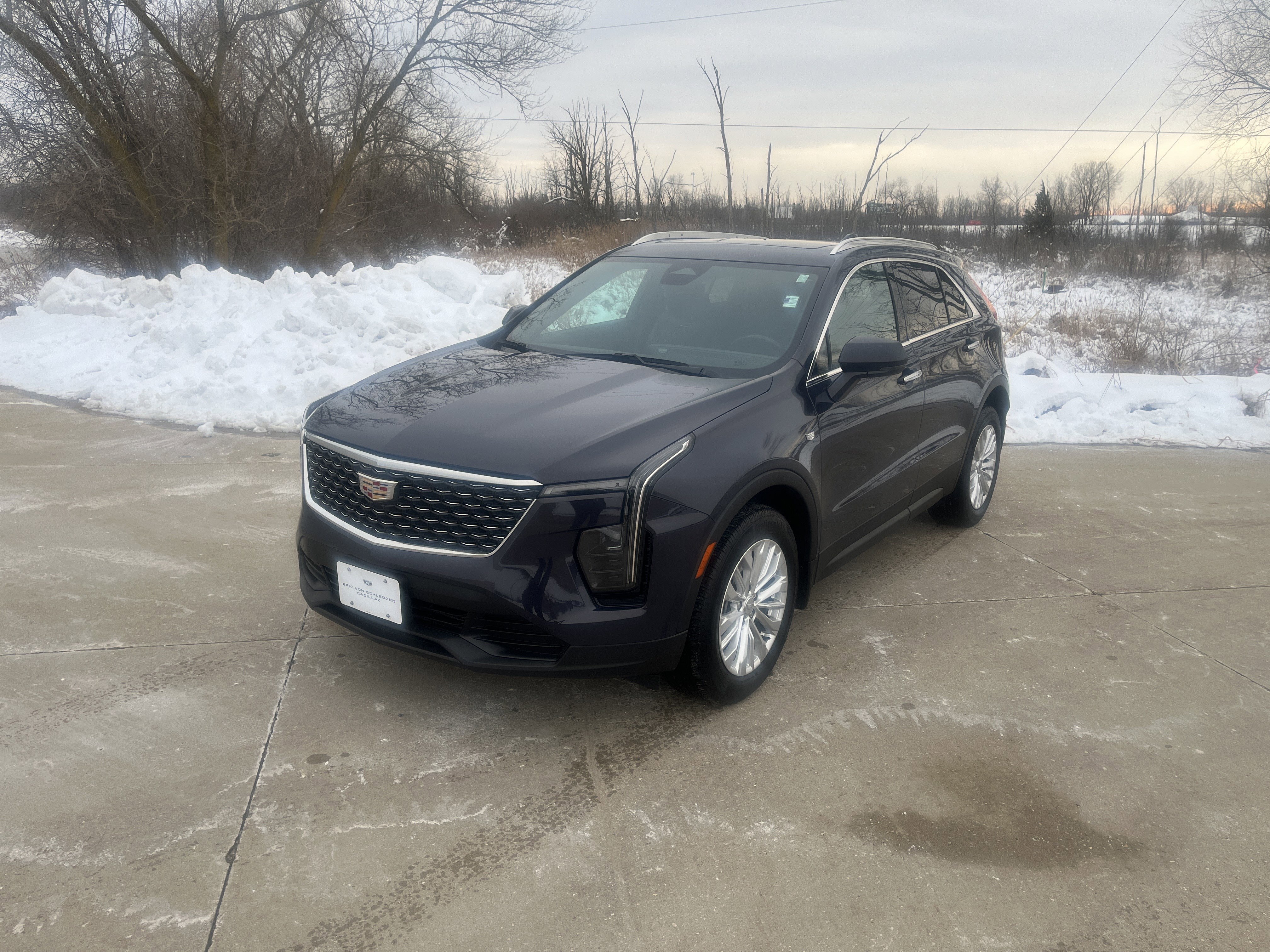 Used 2024 Cadillac XT4 Luxury w/ Cold Weather Package
