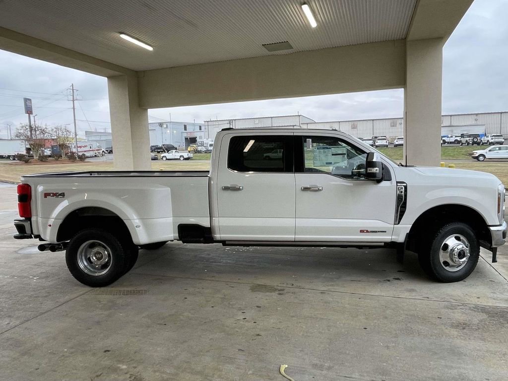 New 2026 Ford F350 King Ranch w/ Chrome Package image 2